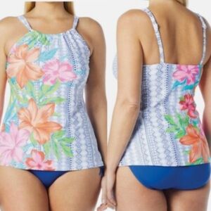 NWOT Beach House Pink and Orange Floral and Geometric Bathing Suit Top Size 22W